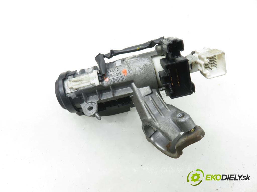TOYOTA AVENSIS (_T22_) SEDAN 2000 81,00 2.0 D-4D (CDT220_) - 1CD-FTV 1995,00 spinačka 45020 (Spínacia skrinka)