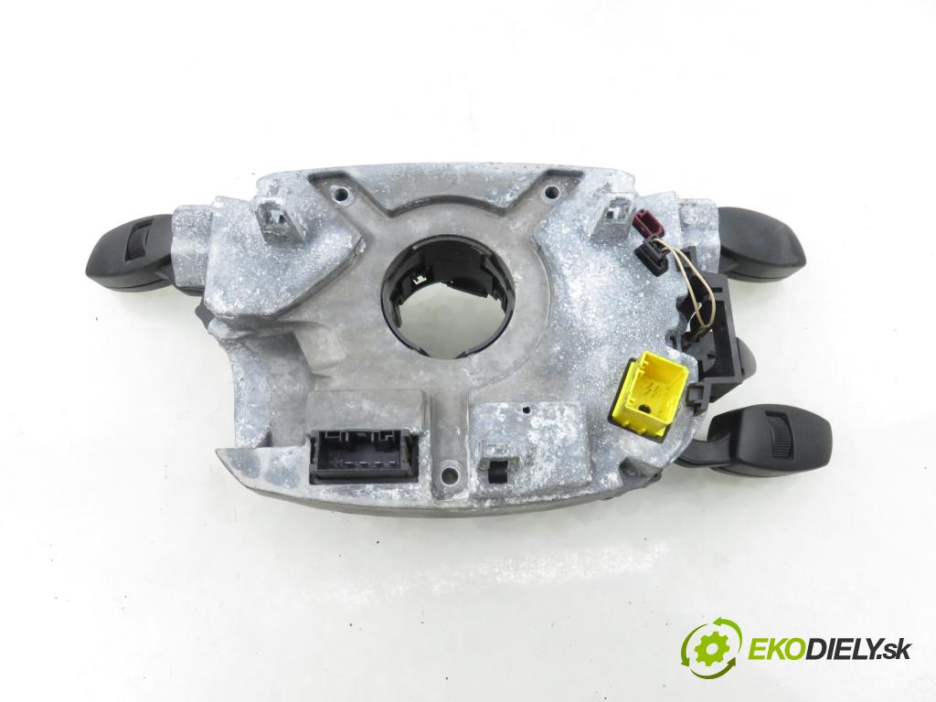 BMW 5 (E60) SEDAN 2005 0,00 530 d - M57 D30 (306D2) 2993,00 páčka/prepínač 6952980