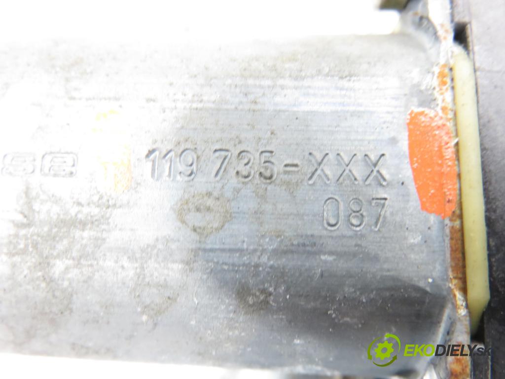 TOYOTA AVENSIS (_T22_) SEDAN 2000 81,00 2.0 D-4D (CDT220_) - 1CD-FTV 1995,00 Mechanizmus okien 119735XXX