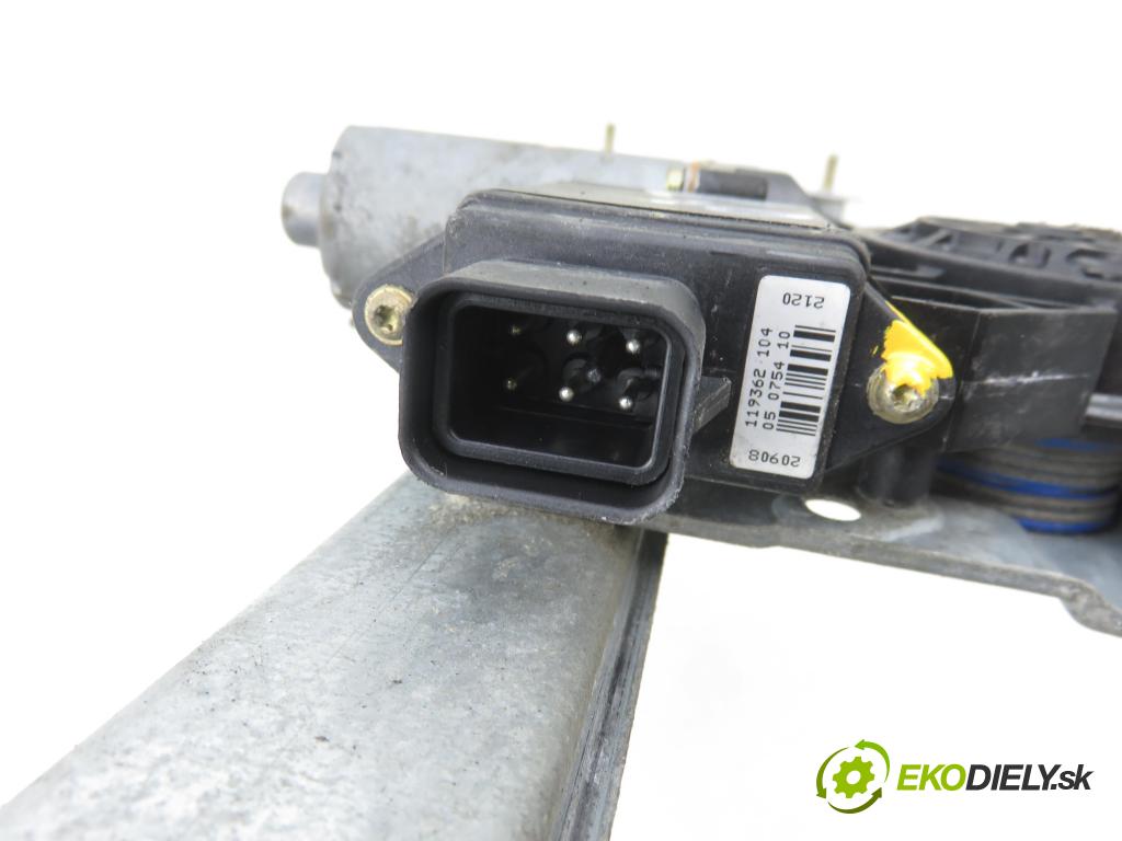 TOYOTA AVENSIS (_T22_) SEDAN 2000 81,00 2.0 D-4D (CDT220_) - 1CD-FTV 1995,00 Mechanizmus okien 119735XXX