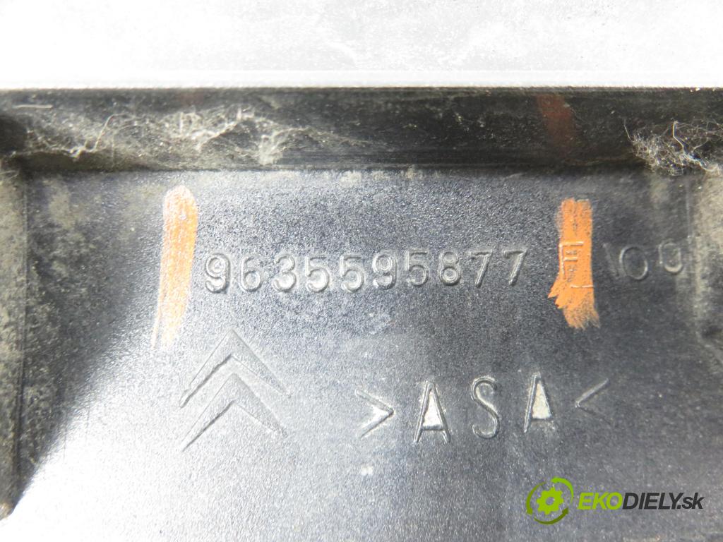 CITROEN XSARA PICASSO (N68) MINIVAN 2001 85,00 1.8 16V - 6FZ (EW7J4) 1749,00 Zadné čelo dverí kufor 9635595877