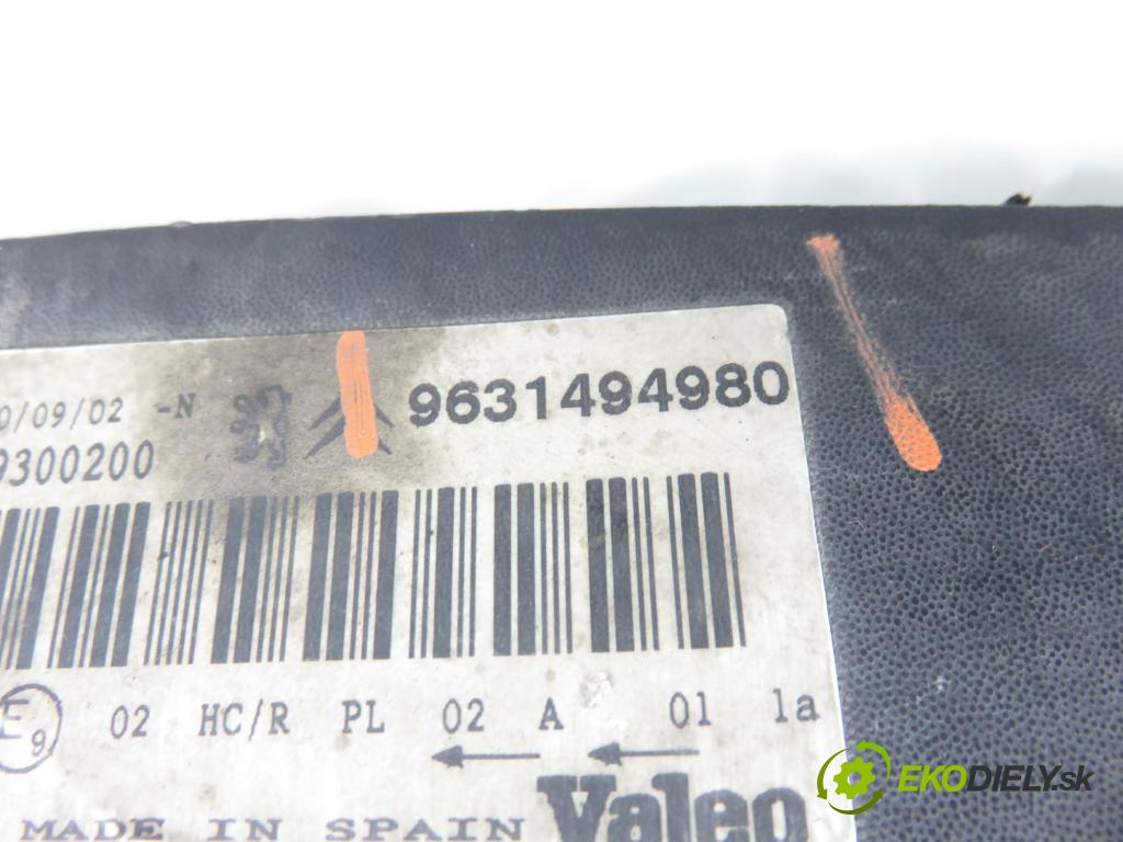 CITROEN XSARA PICASSO (N68) MINIVAN 2001 85,00 1.8 16V - 6FZ (EW7J4) 1749,00 Svetlo PP 9631494980