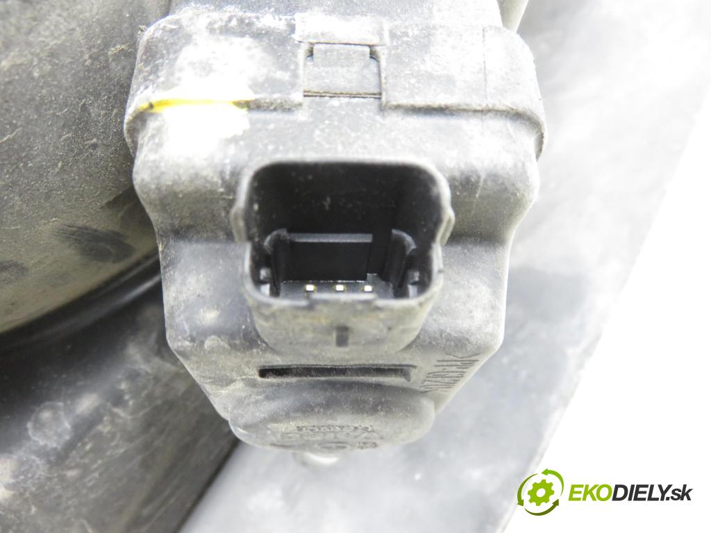 CITROEN XSARA PICASSO (N68) MINIVAN 2001 85,00 1.8 16V - 6FZ (EW7J4) 1749,00 Svetlo PP 9631494980