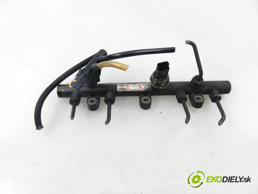 PEUGEOT PARTNER Combispace (5F) KOMBIVAN 2003 66,00 2.0 HDI - RHY (DW10TD) 1997,00 Lišta vstrekovacia 9640387980 (Vstrekovacia lišta)