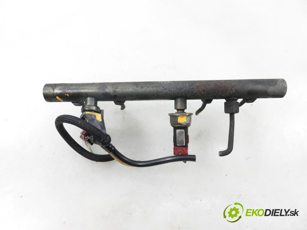 PEUGEOT PARTNER Combispace (5F) KOMBIVAN 2003 66,00 2.0 HDI - RHY (DW10TD) 1997,00 Lišta vstrekovacia 9640387980 (Vstrekovacia lišta)