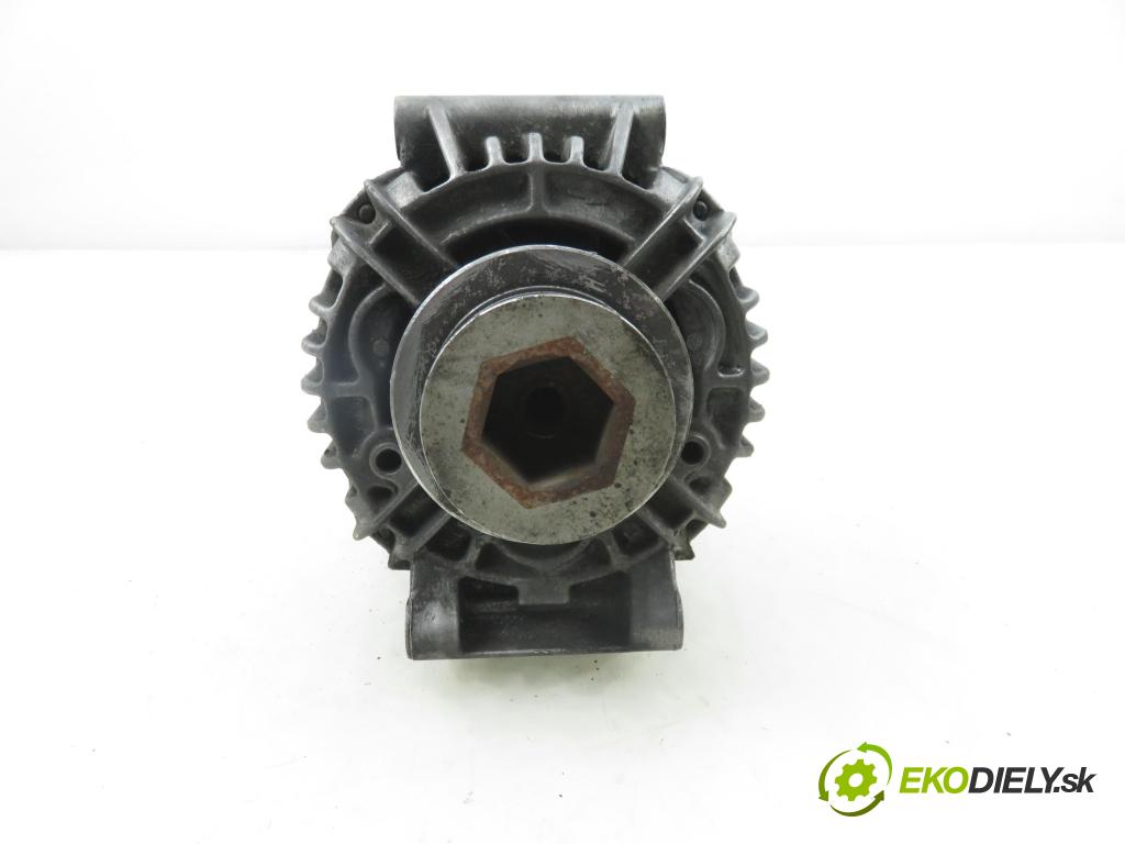 RENAULT SCENIC I (JA0/1_) MINIVAN 2000 79,00 1.6 - K4M 709 1598,00 Alternátor 0124415014 ; 7700434900 (Alternátor)