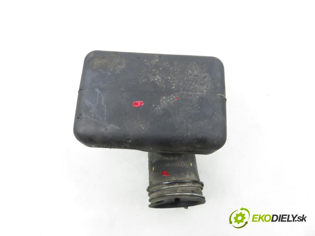 TOYOTA RAV 4 I (_A1_) SUV 1994 95,00 2.0 4WD - 3S-FE 1998,00 Rúra přívodu vzduchu 1788074450 ; 1789374330