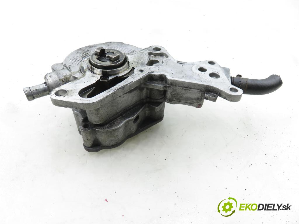 VW PASSAT B6 Variant (3C5) KOMBI 2006 103,00 2.0 TDI PD 8V 140 - BMP 1968,00 Pumpa vákuová 038145209N