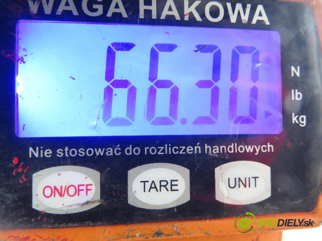 VW TOURAN (1T1, 1T2) MINIVAN 2004 74,00 1.9 TDI PD 100 - AVQ 1896,00 zadné