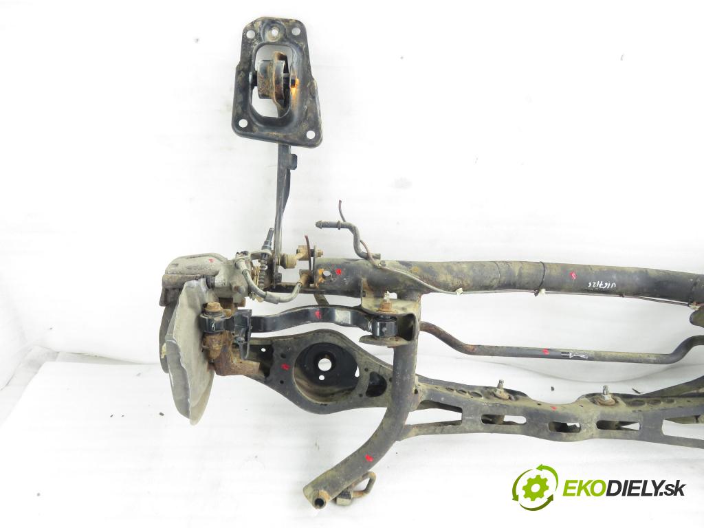 VW TOURAN (1T1, 1T2) MINIVAN 2004 74,00 1.9 TDI PD 100 - AVQ 1896,00 zadné