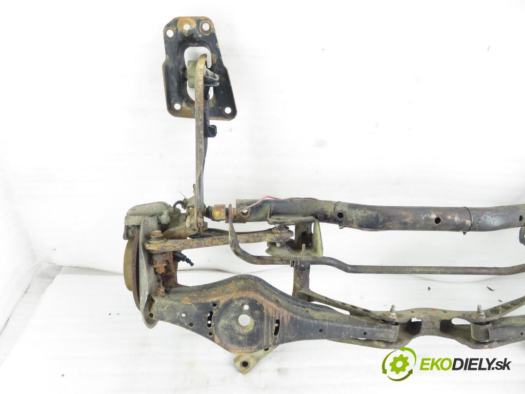 VW TOURAN (1T1, 1T2) MINIVAN 2004 74,00 1.9 TDI PD 100 - AVQ 1896,00 zadné