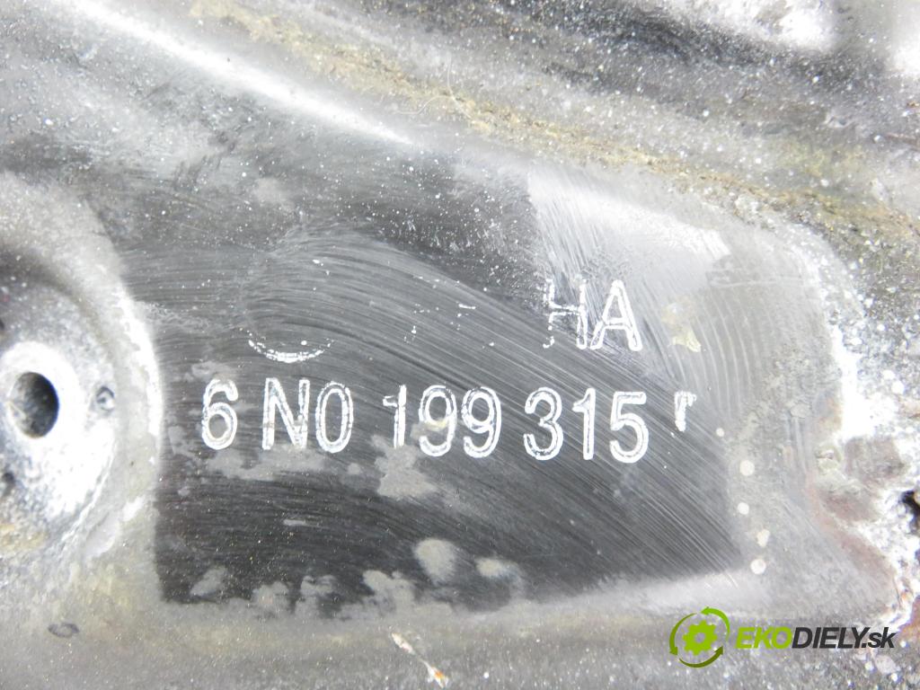 VW POLO (6N1) HB 1994 55,00 75 1.6 - AEA 1598,00 predný 6N0199325