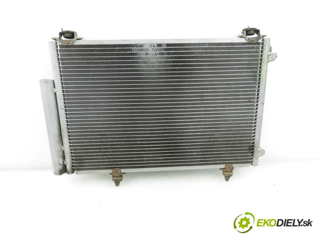 TOYOTA YARIS (_P1_) HB 2002 64,00 1.3 VVTi 87 - 2SZ-FE 1298,00 chladič klimatizácie 94581 (Chladič klimatizácie)