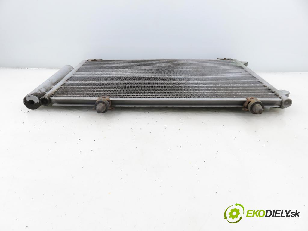 TOYOTA YARIS (_P1_) HB 2002 64,00 1.3 VVTi 87 - 2SZ-FE 1298,00 chladič klimatizácie 94581 (Chladič klimatizácie)