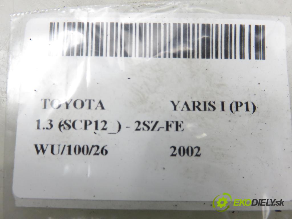 TOYOTA YARIS (_P1_) HB 2002 64,00 1.3 VVTi 87 - 2SZ-FE 1298,00 chladič klimatizácie 94581 (Chladič klimatizácie)