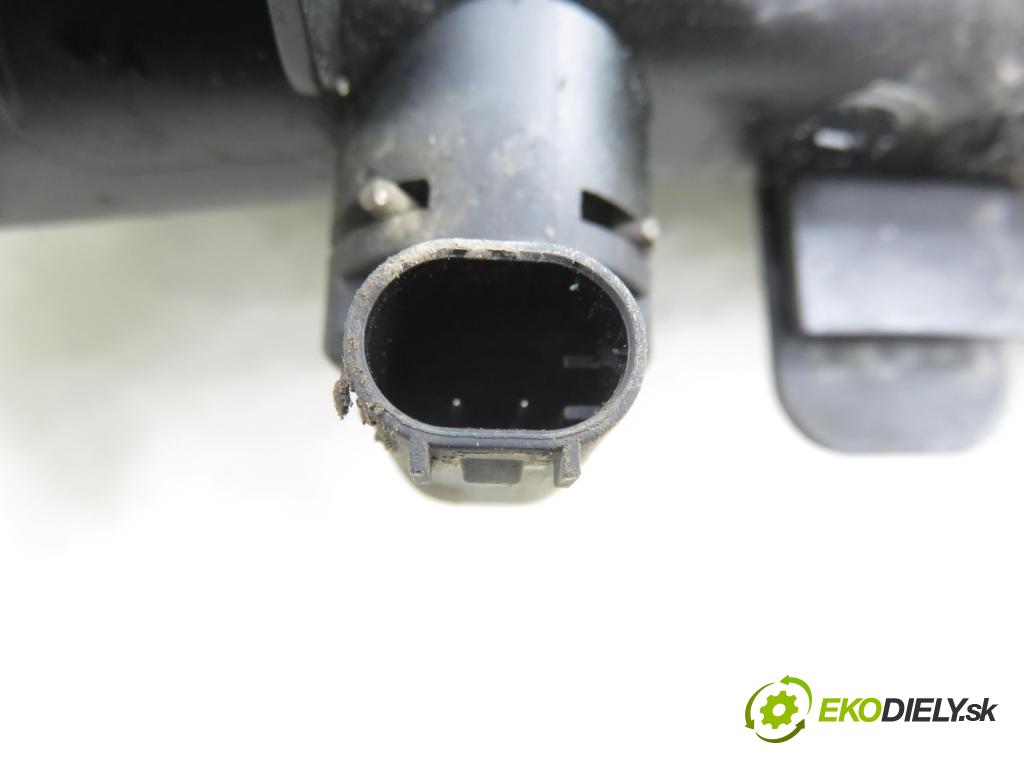 OPEL CORSA D (S07) HB 2011 0,00 1.2 - A 12 XER 1229,00 chladič vody 13249566