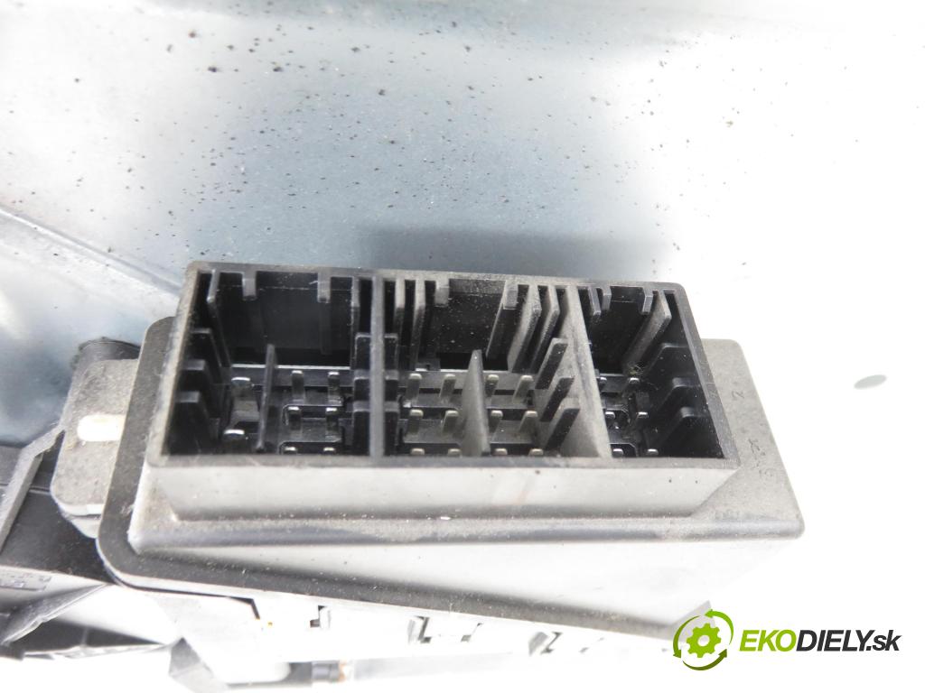 SKODA FABIA I (6Y2) HB 2004 47,00 1.9 SDI - ASY 1896,00 Mechanizmus okien 6Q1959802A