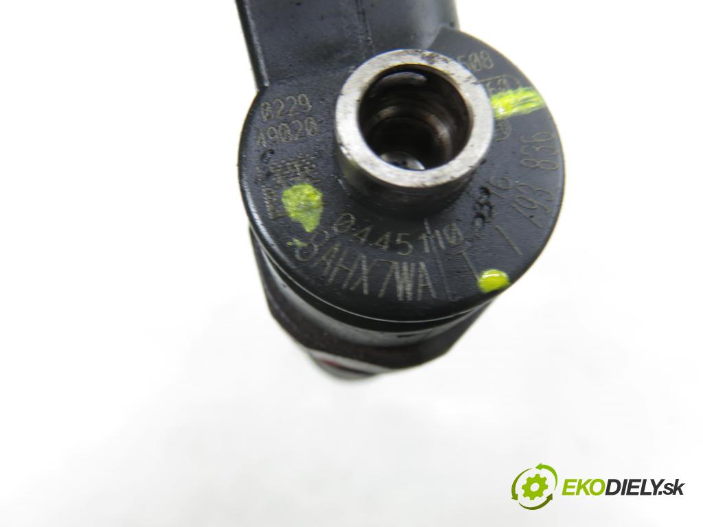 BMW 5 (E60) SEDAN 2005 0,00 530 d - M57 D30 (306D2) 2993,00 vstrekovač 7793836 ; 0445110216 (Vstrekovač paliva)