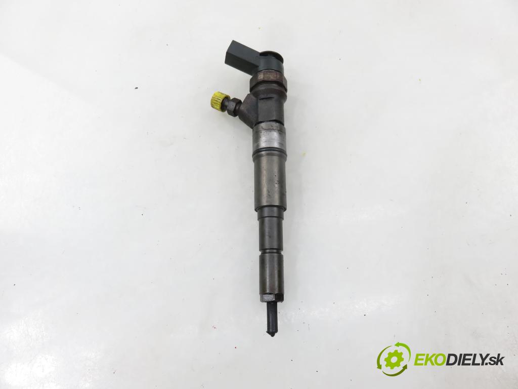 BMW 5 (E60) SEDAN 2005 0,00 530 d - M57 D30 (306D2) 2993,00 vstrekovač 7793836 ; 0445110216 (Vstrekovač paliva)