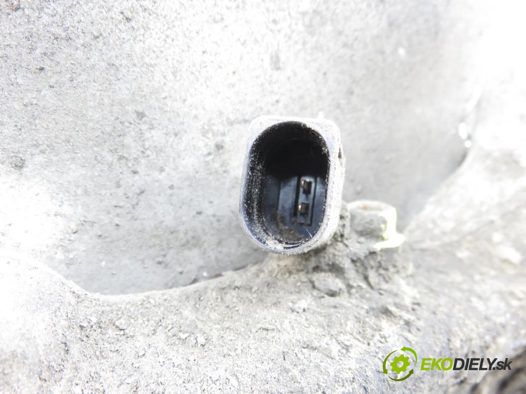 AUDI A4 (8K2, B8) SEDAN 2008 176,00 3.0 TDI quattro - CCWA 2967,00 náboj LP ABS