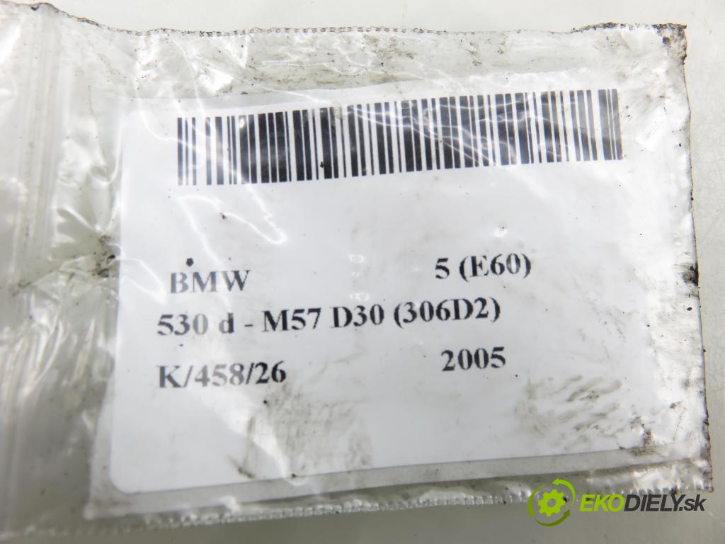 BMW 5 (E60) SEDAN 2005 0,00 530 d - M57 D30 (306D2) 2993,00 vstrekovač 7793836 ; 0445110216 (Vstrekovač paliva)