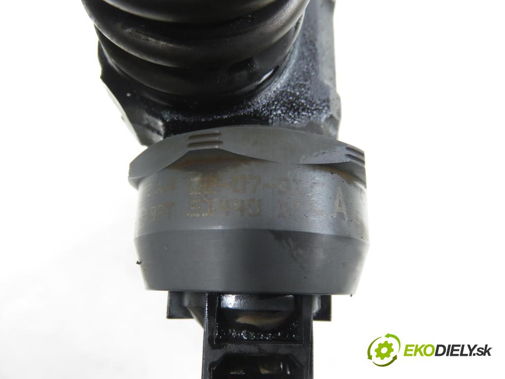 VW GOLF IV Variant (1J5) KOMBI 2002 74,00 1.9 TDI PD 101 - AXR 1896,00 vstříkovač 038130073AQ ; 0414720213 (Vstřikovač paliva)