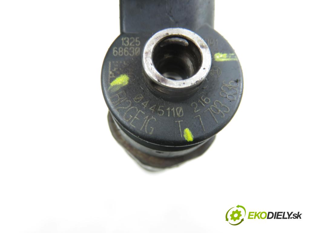 BMW 5 (E60) SEDAN 2005 0,00 530 d - M57 D30 (306D2) 2993,00 vstrekovač 7793836 ; 0445110216 (Vstrekovač paliva)