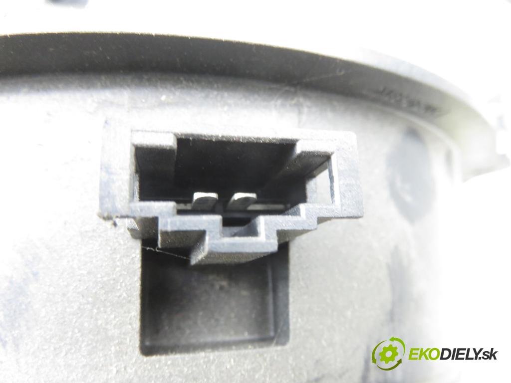 AUDI A4 (8K2, B8) SEDAN 2008 176,00 3.0 TDI quattro - CCWA 2967,00 Zosilňovač 8T0035223T ; 8T0035412D ; 8T0035415B (Zosilňovač)