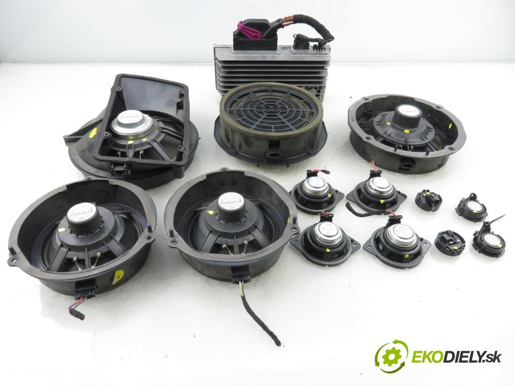 AUDI A4 (8K2, B8) SEDAN 2008 176,00 3.0 TDI quattro - CCWA 2967,00 Zosilňovač 8T0035223T ; 8T0035412D ; 8T0035415B (Zosilňovač)