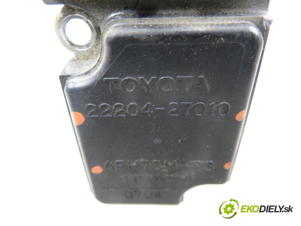 TOYOTA AVENSIS (_T22_) SEDAN 2000 81,00 2.0 D-4D (CDT220_) - 1CD-FTV 1995,00 váha vzduchu vzduchu 2220427010 ; AFH70M23