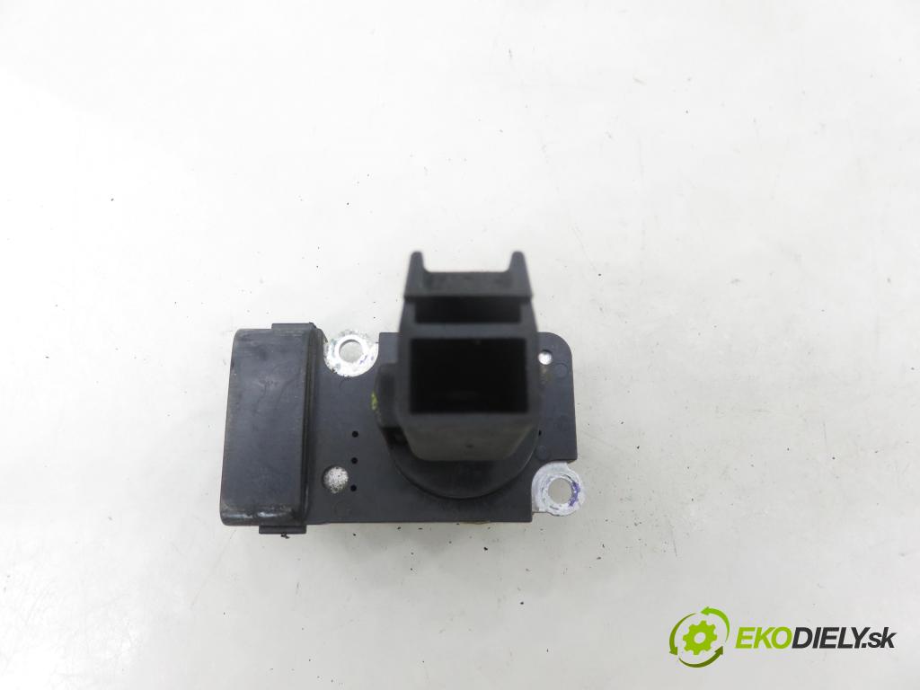 TOYOTA AVENSIS (_T22_) SEDAN 2000 81,00 2.0 D-4D (CDT220_) - 1CD-FTV 1995,00 váha vzduchu vzduchu 2220427010 ; AFH70M23