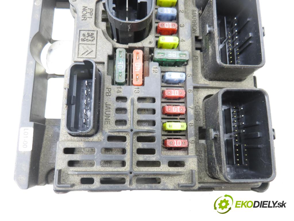 PEUGEOT 407 SW (6E_) KOMBI 2003 80,00 1.6 HDi 110 - 9HZ (DV6TED4) 1560,00 MODUL BSM 9656086080