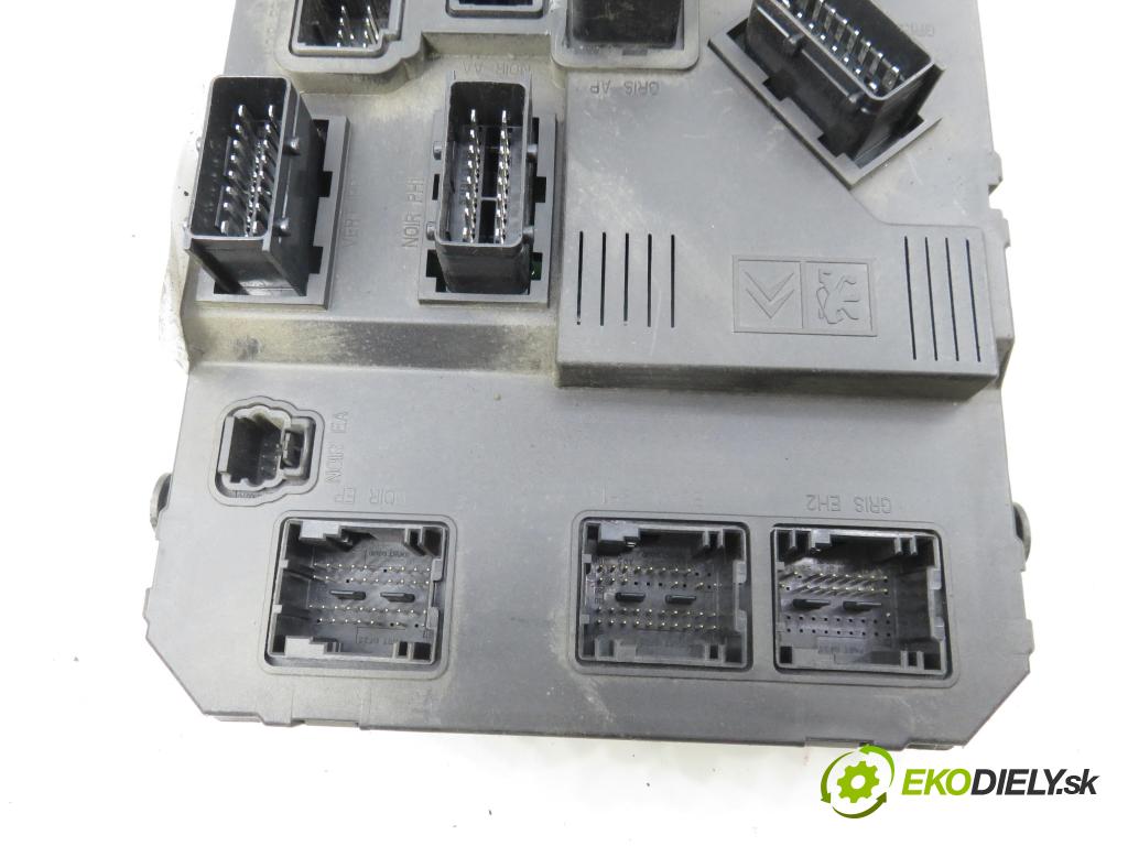 PEUGEOT 407 SW (6E_) KOMBI 2003 80,00 1.6 HDi 110 - 9HZ (DV6TED4) 1560,00 MODUL BSI 9655708380