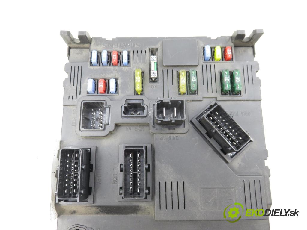 PEUGEOT 407 SW (6E_) KOMBI 2003 80,00 1.6 HDi 110 - 9HZ (DV6TED4) 1560,00 MODUL BSI 9655708380