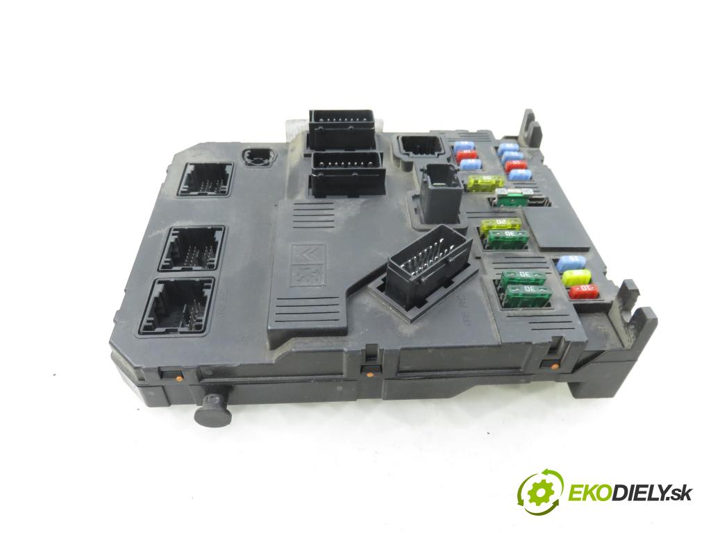 PEUGEOT 407 SW (6E_) KOMBI 2003 80,00 1.6 HDi 110 - 9HZ (DV6TED4) 1560,00 MODUL BSI 9655708380