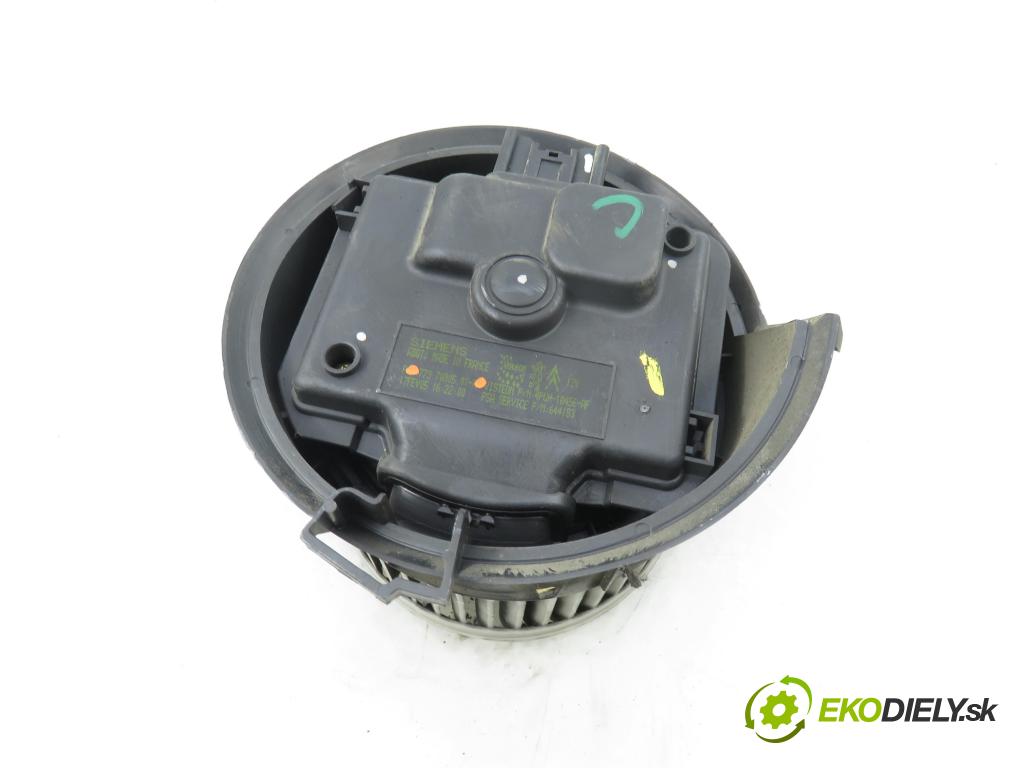 PEUGEOT 407 SW (6E_) KOMBI 2003 80,00 1.6 HDi 110 - 9HZ (DV6TED4) 1560,00 Ventilátor vetráku 7737080501