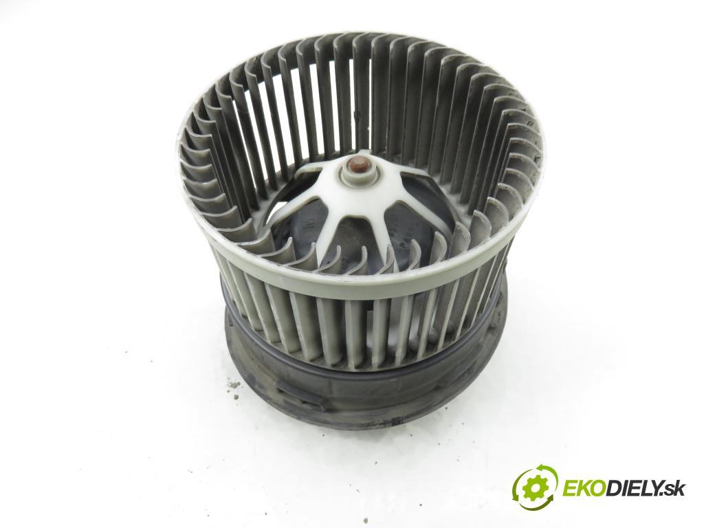 PEUGEOT 407 SW (6E_) KOMBI 2003 80,00 1.6 HDi 110 - 9HZ (DV6TED4) 1560,00 ventilátor větráku 7737080501