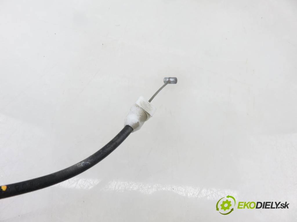 PEUGEOT 407 SW (6E_) KOMBI 2003 80,00 1.6 HDi 110 - 9HZ (DV6TED4) 1560,00 zámok 9656633080