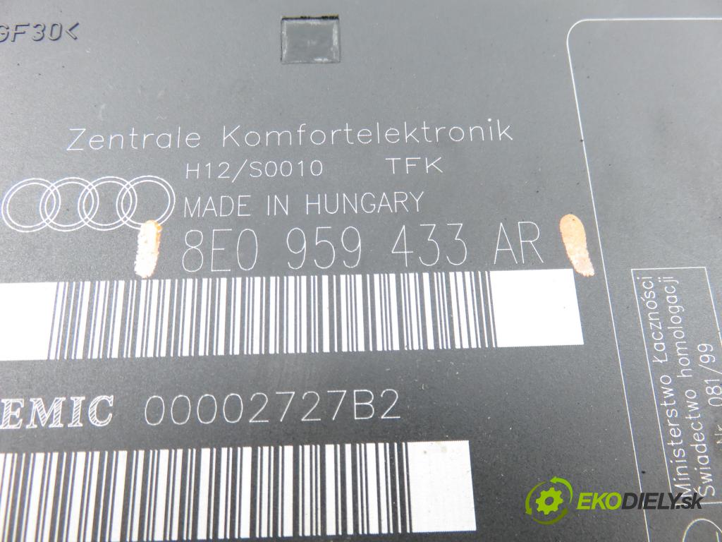 AUDI A4 (8E2, B6) SEDAN 2002 74,00 1.9 TDI PD 101 - AVB 1896,00 MODUL komfortu 8E0959433AR