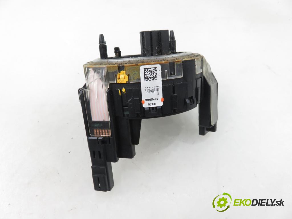 AUDI A4 (8E2, B6) SEDAN 2002 74,00 1.9 TDI PD 101 - AVB 1896,00 PÁSKA: air BAG 8E0953541C