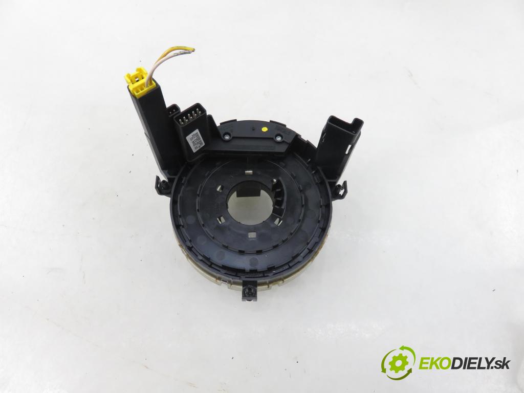 AUDI A4 (8E2, B6) SEDAN 2002 74,00 1.9 TDI PD 101 - AVB 1896,00 PÁSKA: air BAG 8E0953541C