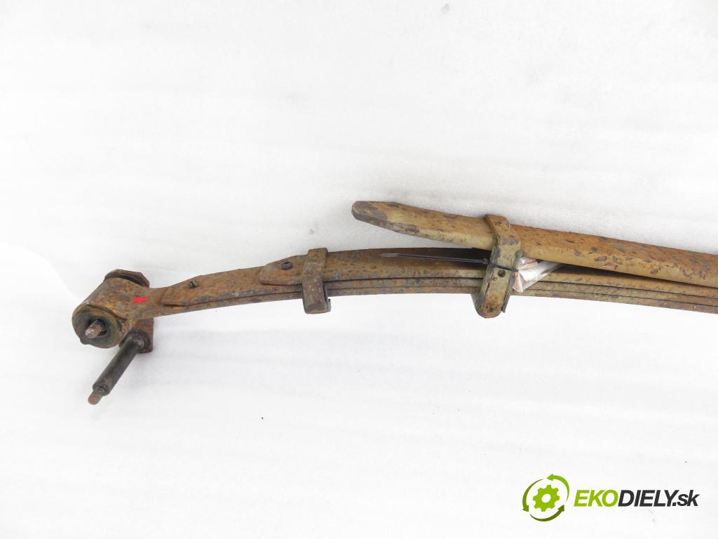 NISSAN NP300 NAVARA (D40) PICK-UP 2006 126,00 2.5 dCi 171 2488,00 listové pero ZADNÍ: