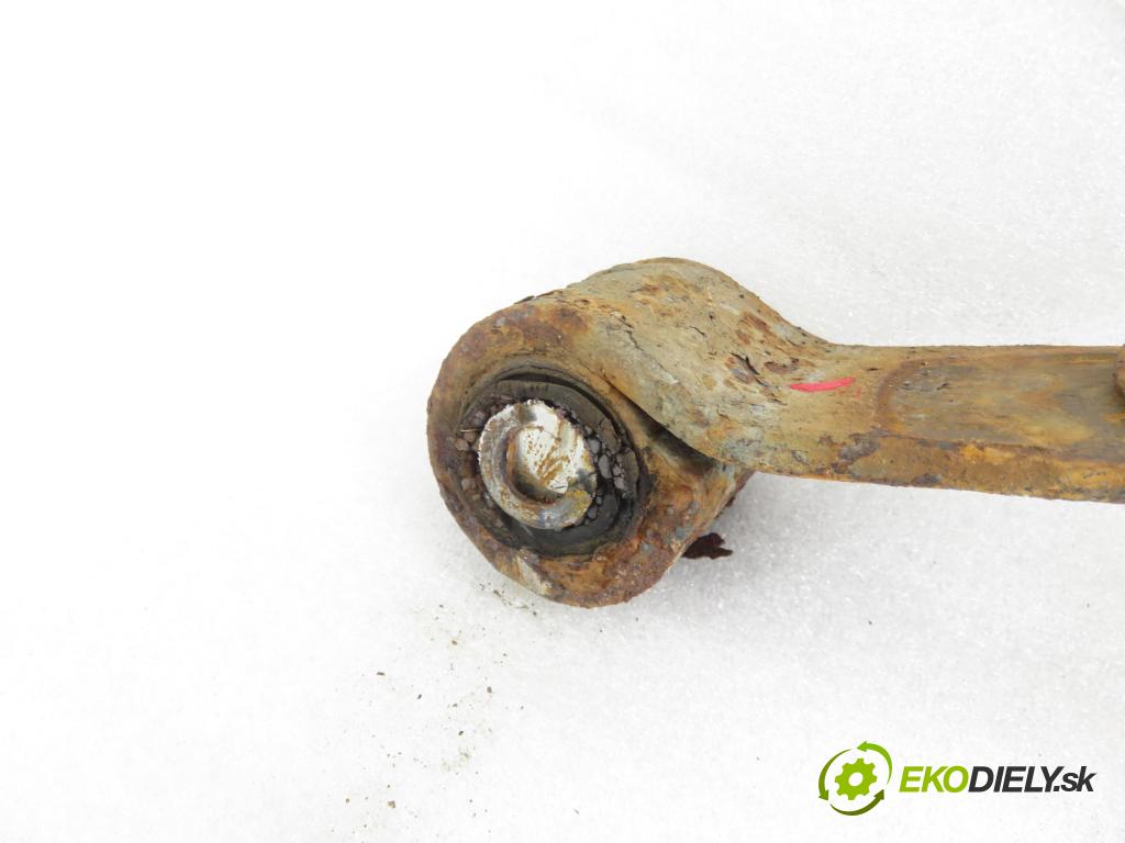 NISSAN NP300 NAVARA (D40) PICK-UP 2006 126,00 2.5 dCi 171 2488,00 listové pero ZADNÍ: