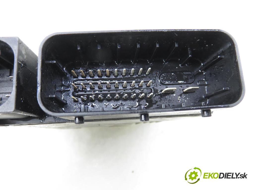 BMW 5 (E60) SEDAN 2005 0,00 530 d - M57 D30 (306D2) 2993,00 Riadiaca jednotka nápravy 1277022056