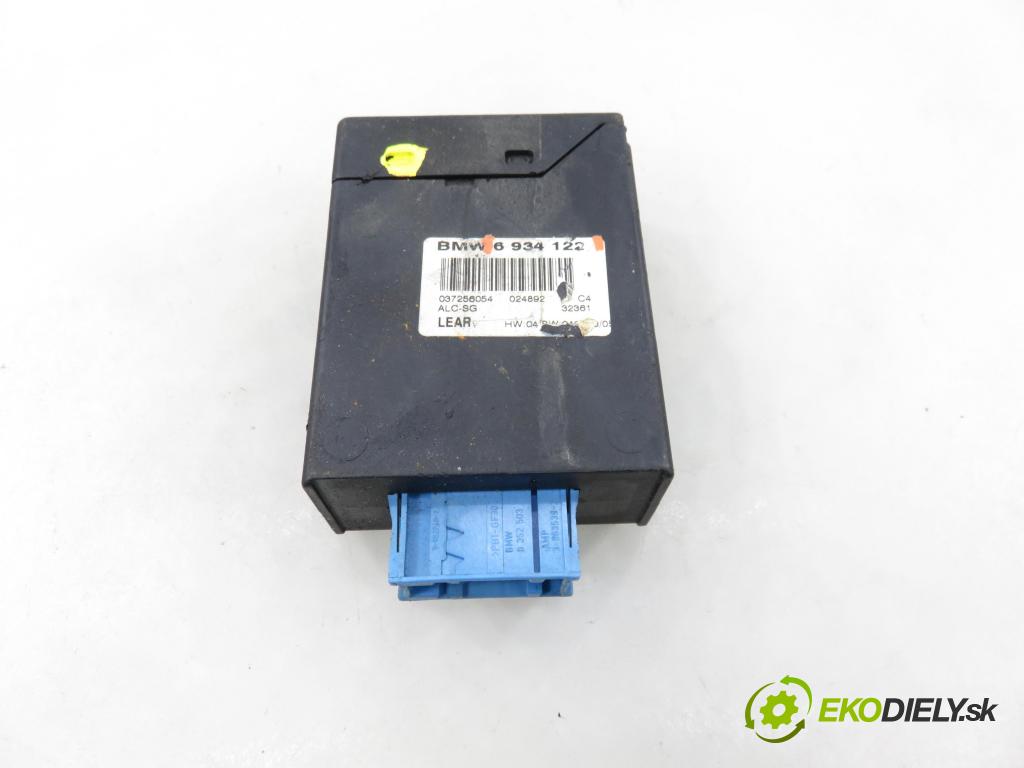 BMW 5 (E60) SEDAN 2005 0,00 530 d - M57 D30 (306D2) 2993,00 Riadiaca jednotka svetlá 6934122