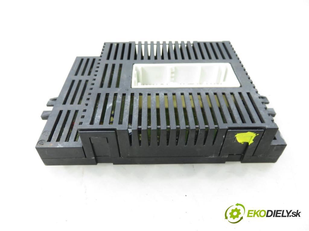 BMW 5 (E60) SEDAN 2005 0,00 530 d - M57 D30 (306D2) 2993,00 Riadiaca jednotka svetlá 6943283