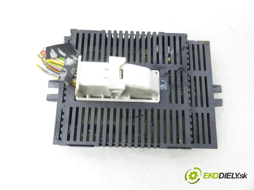 BMW 5 (E60) SEDAN 2005 0,00 530 d - M57 D30 (306D2) 2993,00 Riadiaca jednotka svetlá 6943283