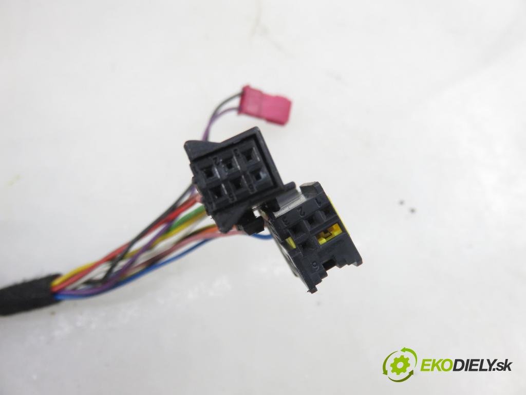 BMW 5 (E60) SEDAN 2005 0,00 530 d - M57 D30 (306D2) 2993,00 Spätné zrkadlo