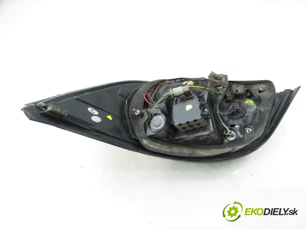 BMW 5 (E60) SEDAN 2005 0,00 530 d - M57 D30 (306D2) 2993,00 svetla