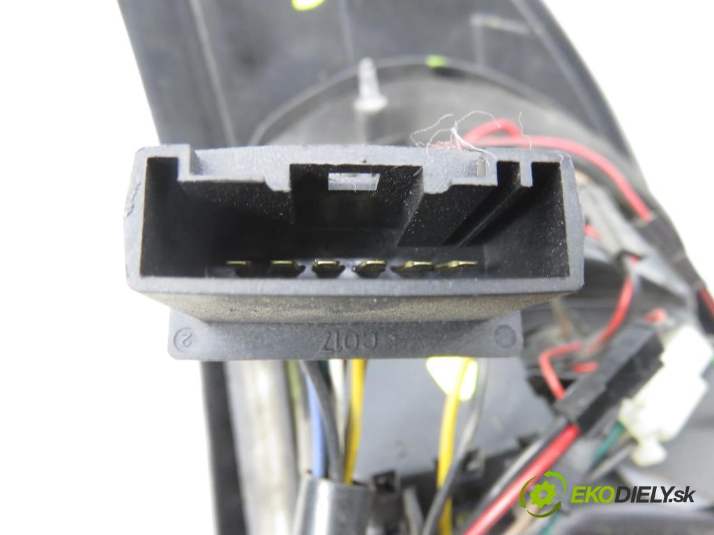 BMW 5 (E60) SEDAN 2005 0,00 530 d - M57 D30 (306D2) 2993,00 svetla